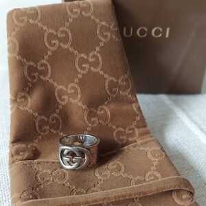 Gucci Ring, Size 6, Marked 925, Sterling Silver, GG Logo Design,‎ Matching Bag